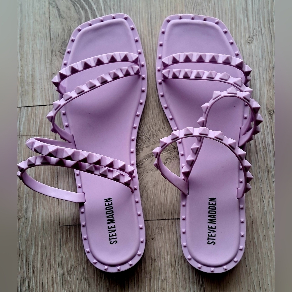 NEW Steve Madden Skylar Size 8 Women's Lavender/Purple Retro Studded Sandals